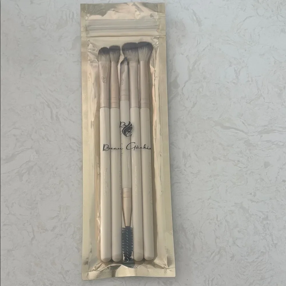 Cream Makeup Brush Set
